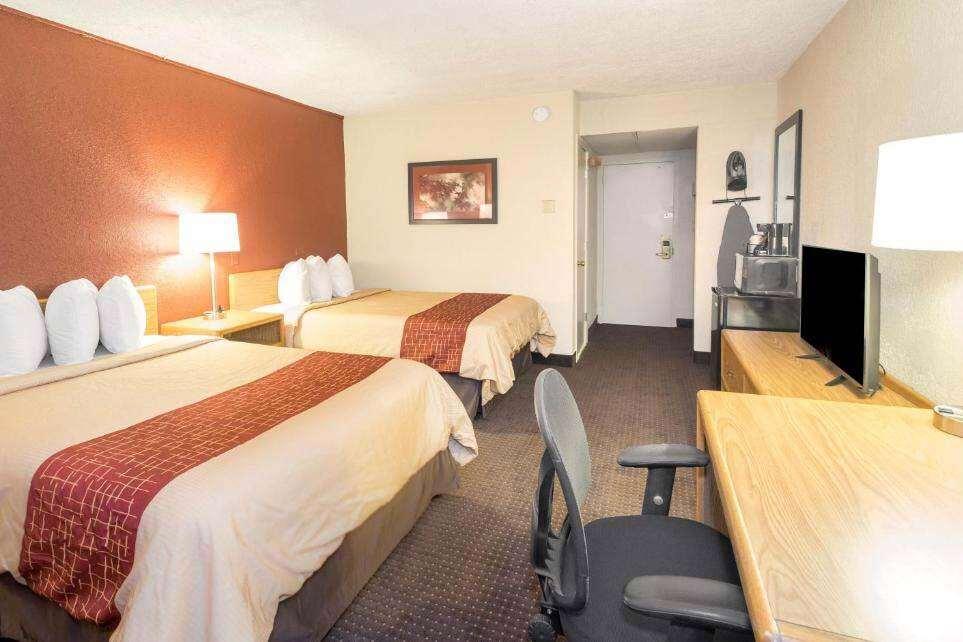 Days By Wyndham Hotel 2*